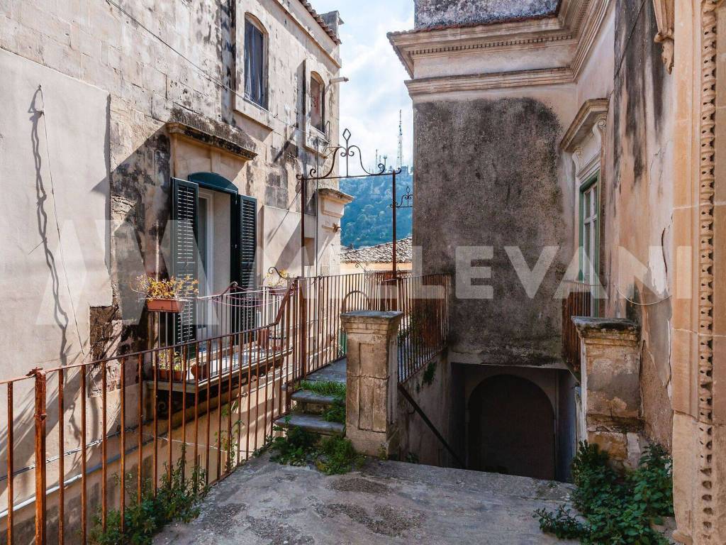 Palazzo / stabile a Modica in Via Castellett - Foto 4