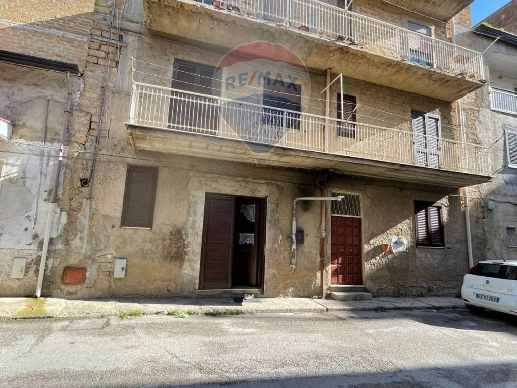 Casa indipendente a Favara in Via Savoia, 5 - Foto 2