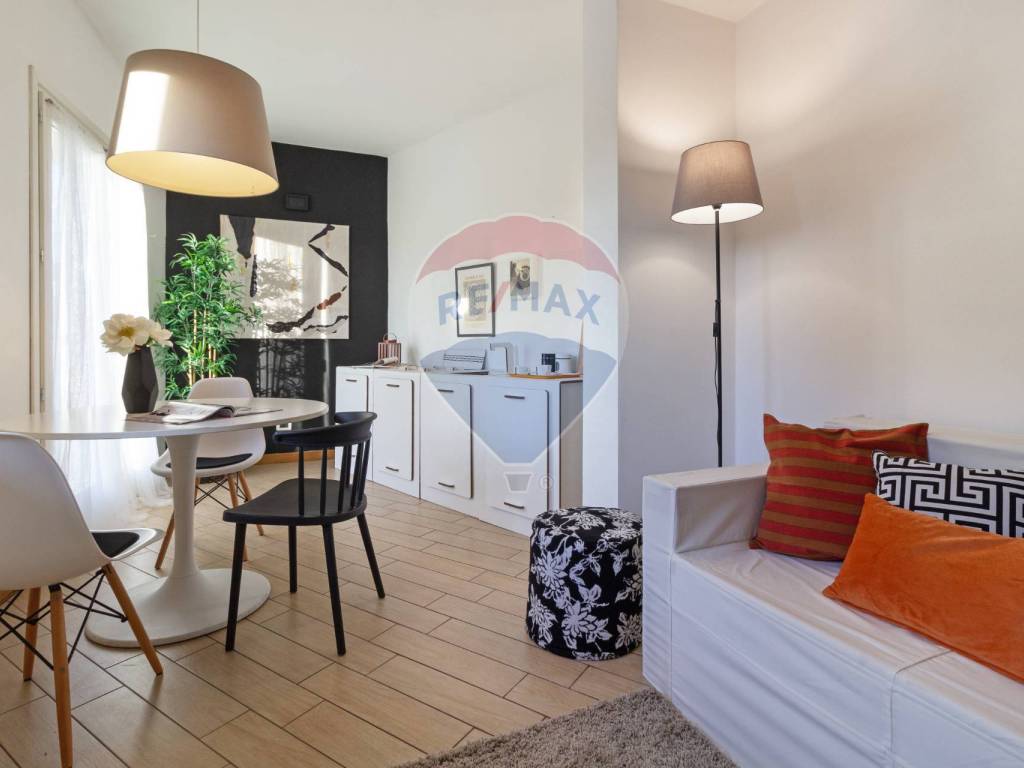 Appartamento a Gallarate in Via E. Dembowschi, 20 - Foto 4