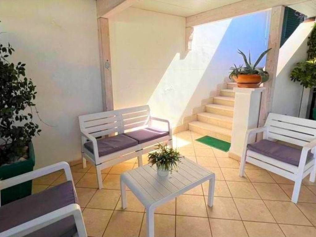 Casa indipendente a Castrignano del capo in Via Antonio Panzera - Foto 3