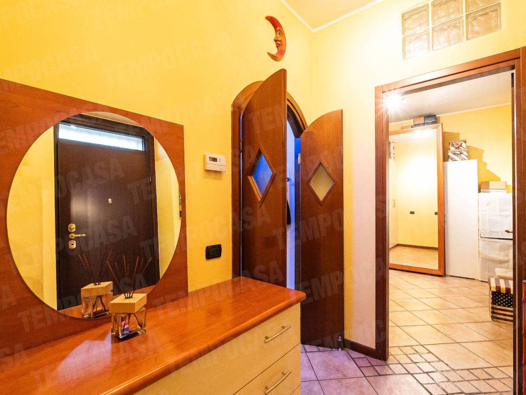 Appartamento a Seregno in Via Sicilia, 23 - Foto 4