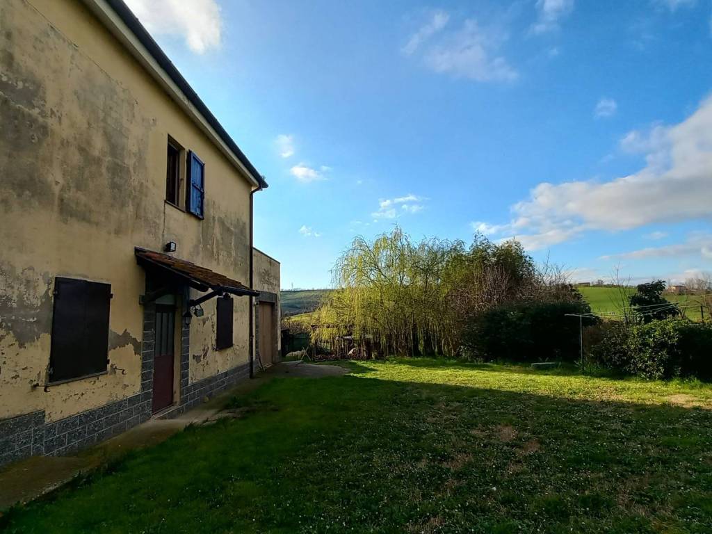 Casa indipendente a Agugliano in Contrada Colonne - Foto 2