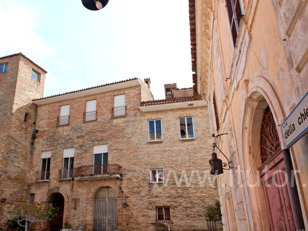 Casa indipendente a Miglianico in Via della Chiesa, 15 - Foto 2