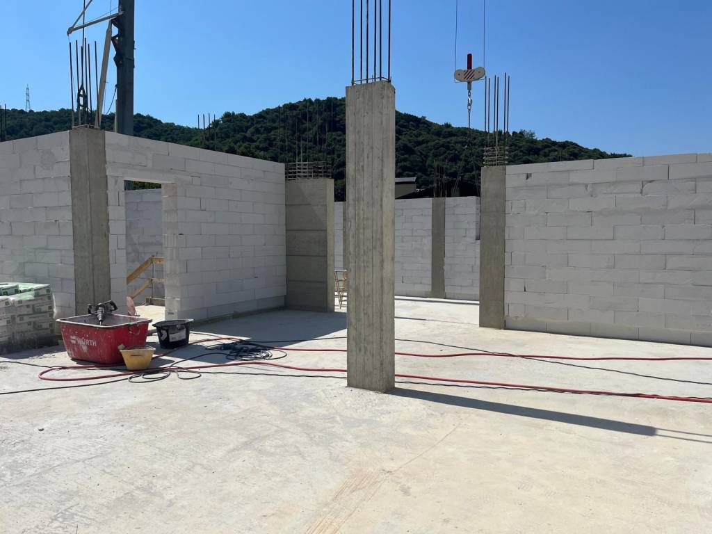 Appartamento a Colle brianza in Via Lariana - Foto 2