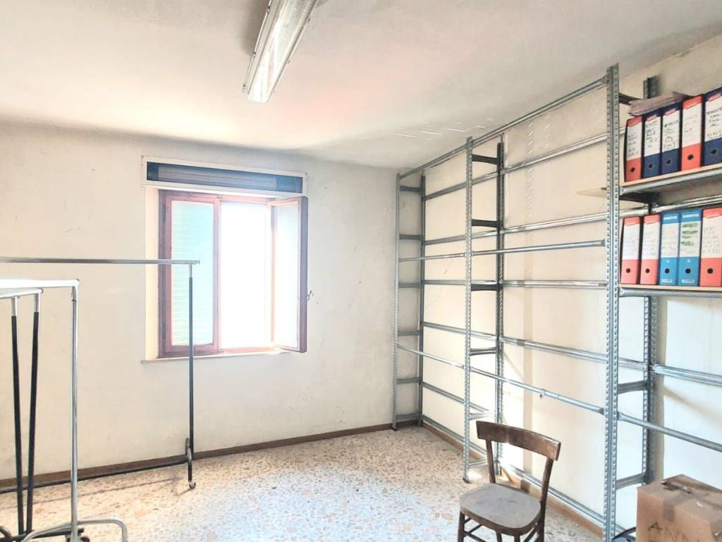 Casa indipendente a Prato in Via Giulio Braga - Foto 5