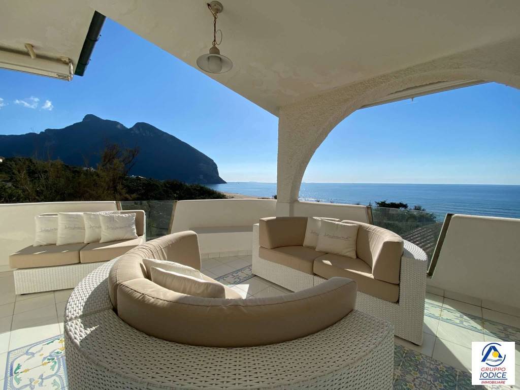 Villa a Sabaudia in via Lungomare Pontino - Foto 3