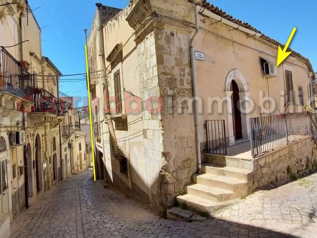 Casa indipendente a Scicli in Piazza Enrico Dandolo - Foto 3