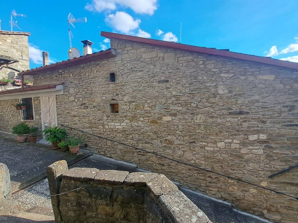 Casa indipendente a Poppi in Località Lierna, 26 - Foto 5