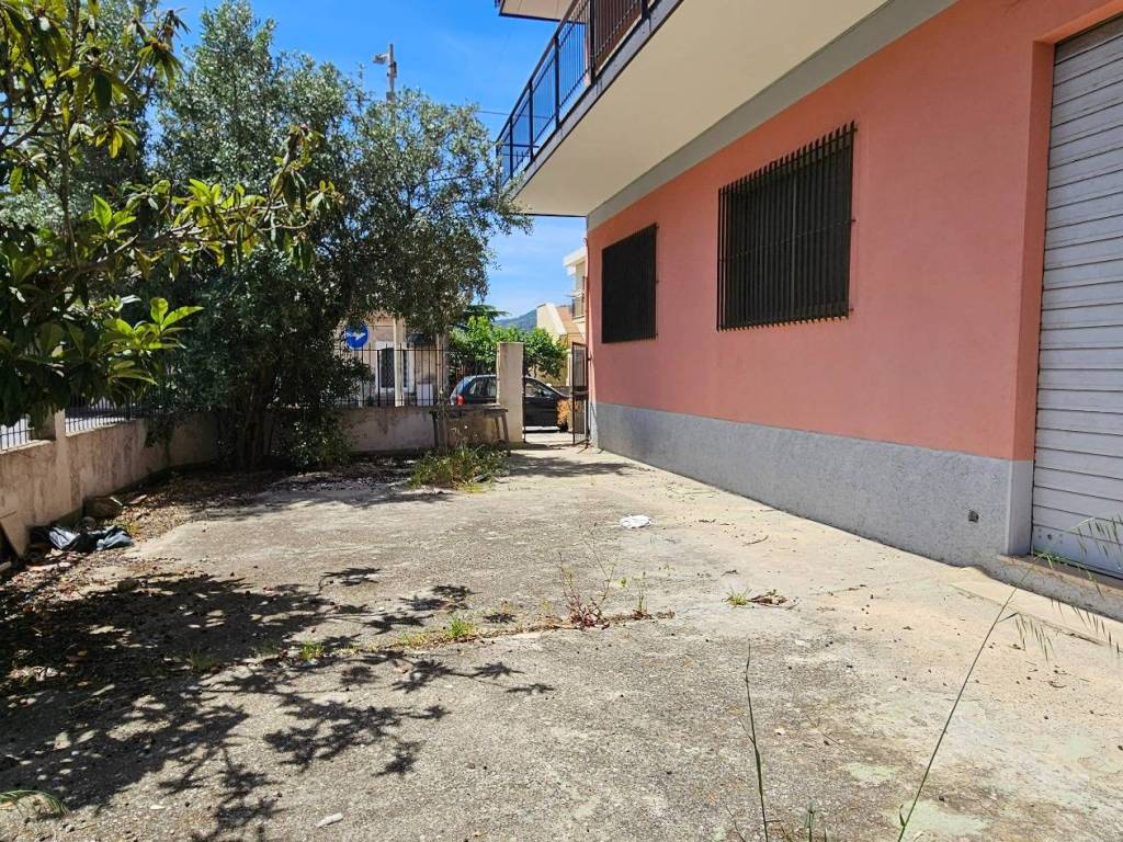 Immobile a Montepaone in Via Giuseppe Mazzini, 4 - Foto 3