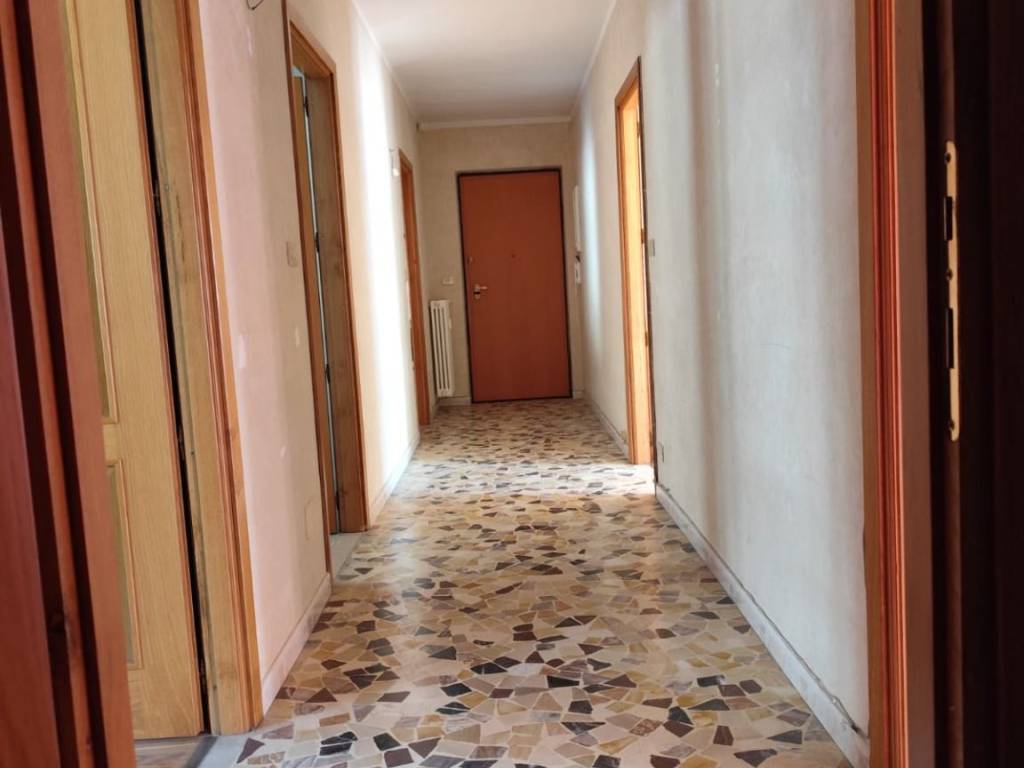 Appartamento a Verrès in Via Duca d'Aosta - Foto 2