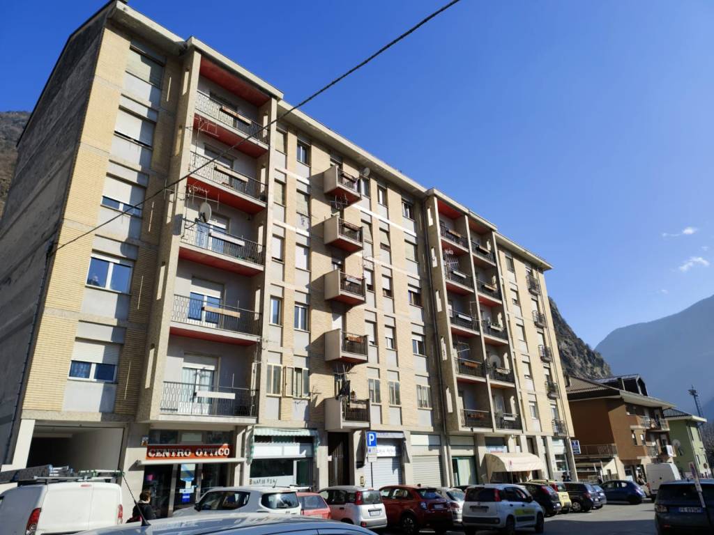 Appartamento a Verrès in Via Duca d'Aosta - Foto 4