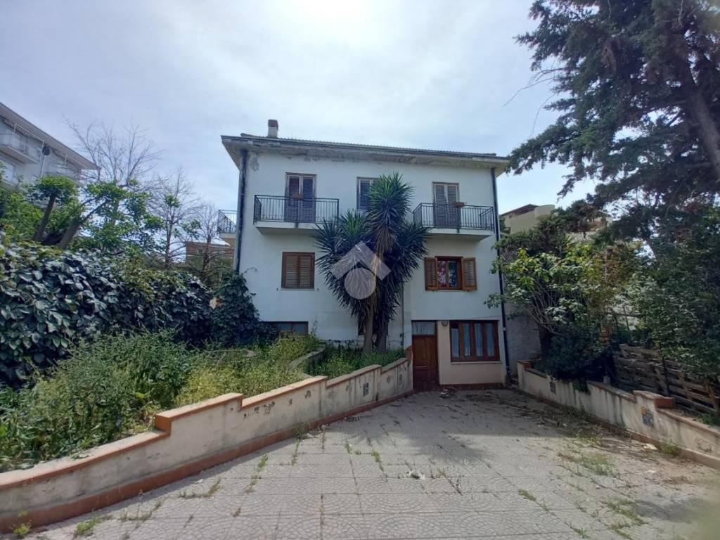 Villa a Campofelice di roccella in Viale Italia, 1 - Foto 2