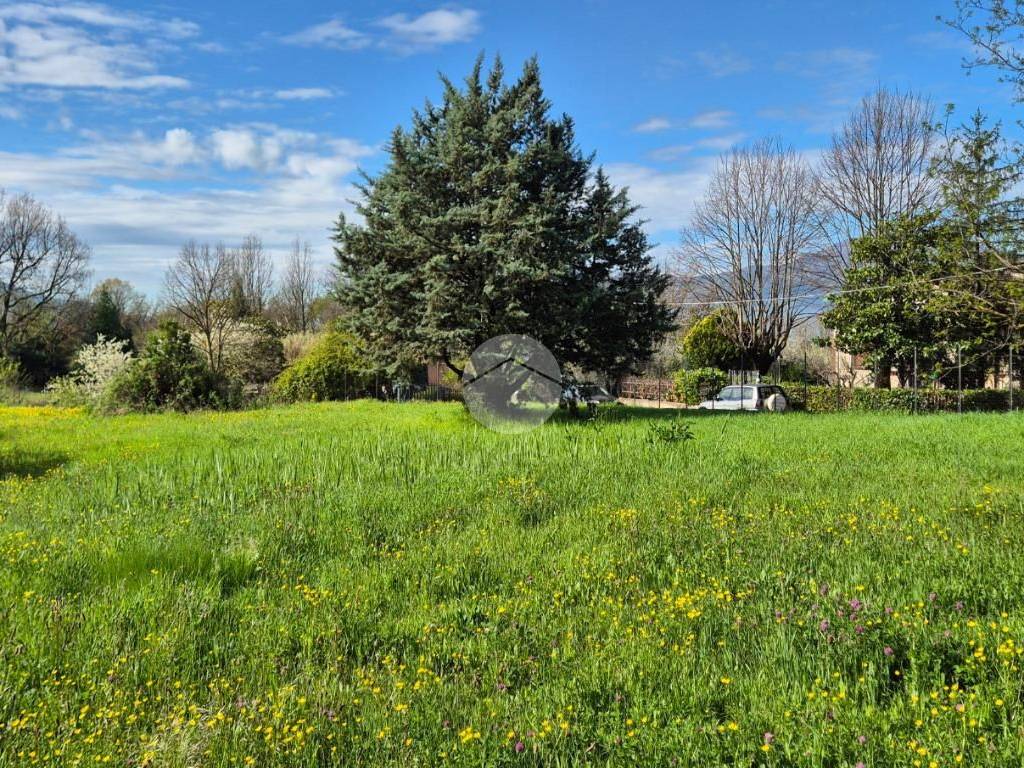 Terreno a Frosinone in Via Colle Iannini - Foto 2