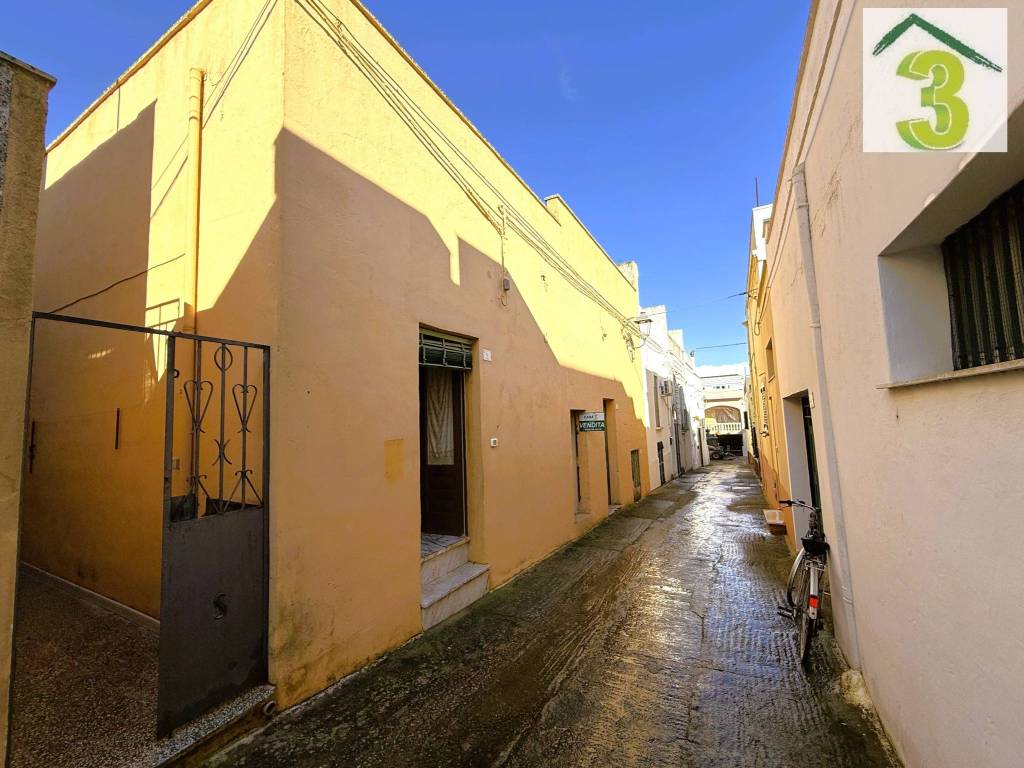 Casa indipendente a Miggiano in Via Taranto - Foto 2