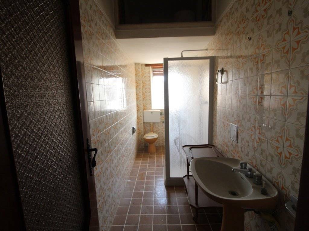 Appartamento a Carosino in Via Giuseppe Galliano - Foto 4