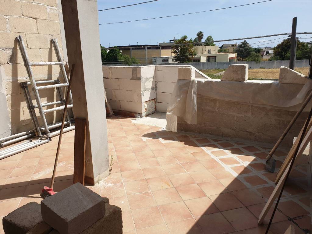 Appartamento a Lizzanello in Via Fratelli Bandiera - Foto 4