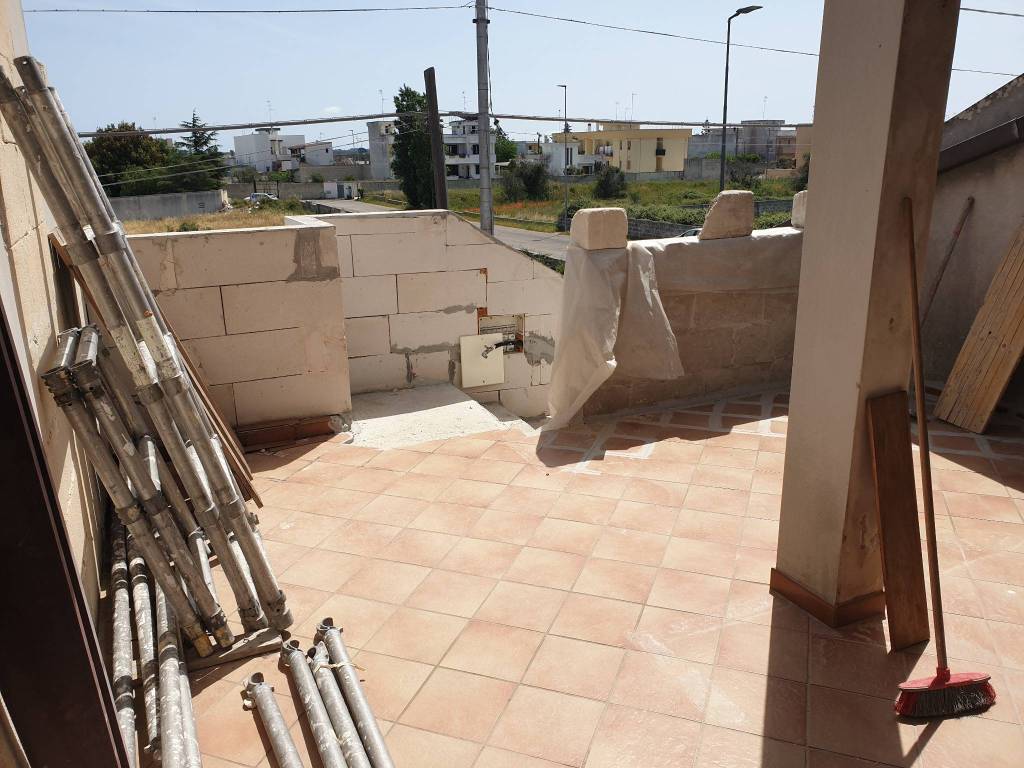 Appartamento a Lizzanello in Via Fratelli Bandiera - Foto 5