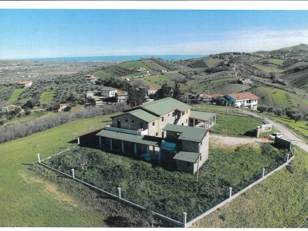 Rustico / casale a Tortoreto in Via del Vecchio Focolare - Foto 3