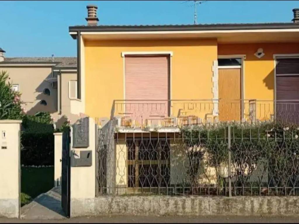 Villetta a schiera a Cavenago d'adda in Via Francesco Agello - Foto 2
