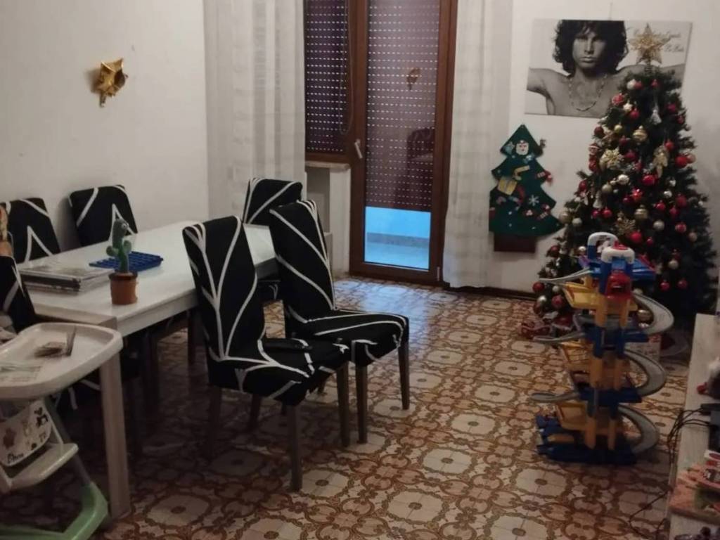 Appartamento a Alba adriatica in Viale Giuseppe Mazzini - Foto 2