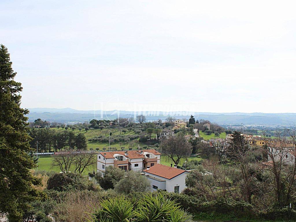 Appartamento a Monsano in Via Giuseppe Garibaldi - Foto 2