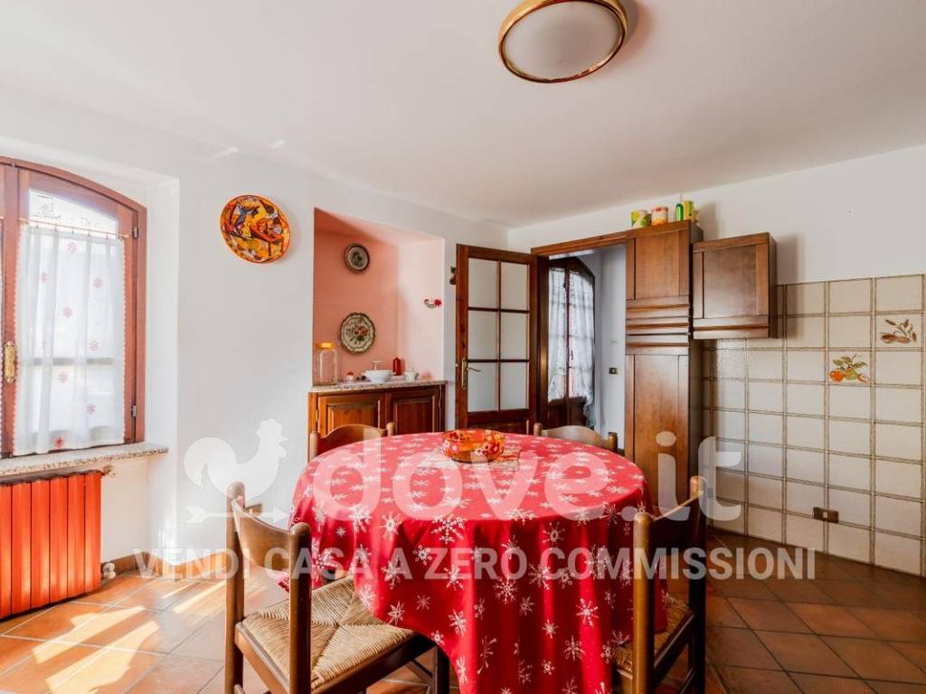 Villa a Cocquio-trevisago in Contrada Carnisio, 1 - Foto 5