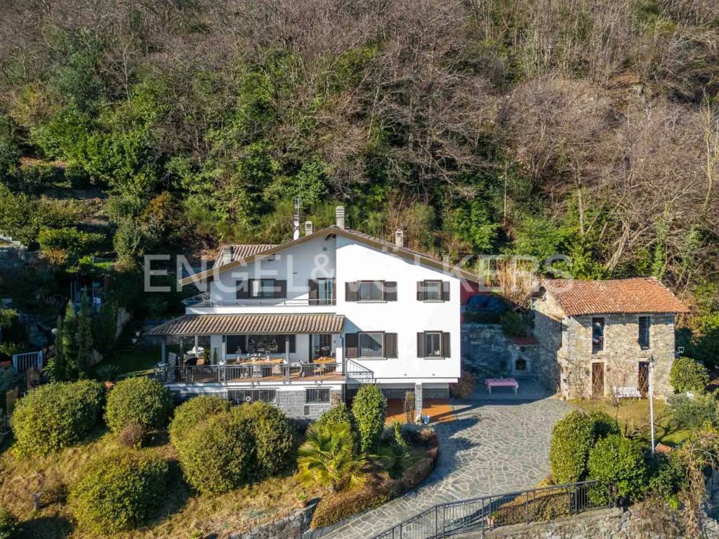 Villa a Oggebbio in Strada Antonio Manzi, 146 - Foto 4