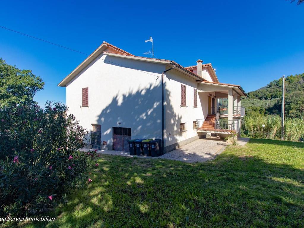 Villa a Amelia in Via Rimembranze, 8 - Foto 3