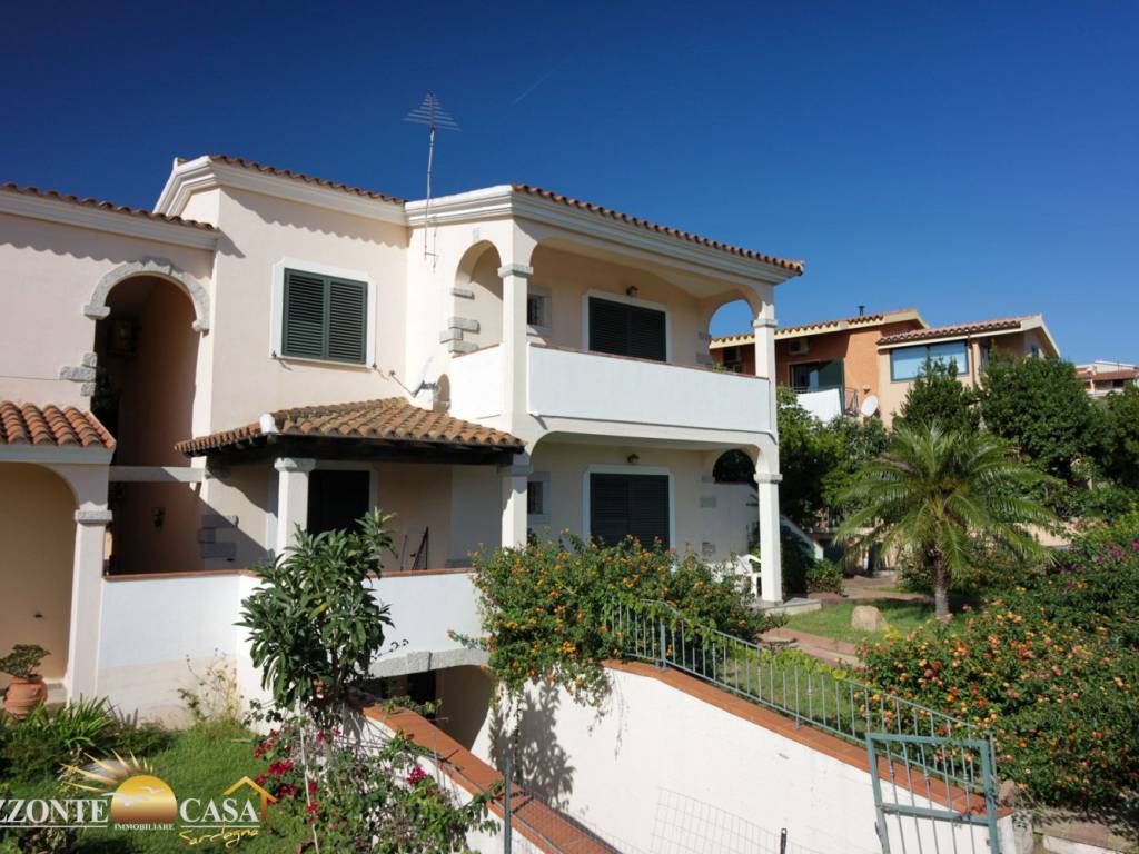 Villa a Budoni in Via Dora Baltea, 2 - Foto 4