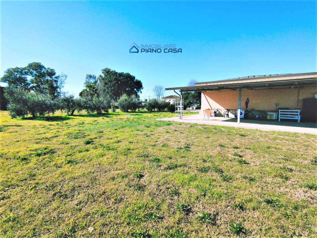 Villa a Terracina in Strada Macchia di Piano 1 - Foto 2