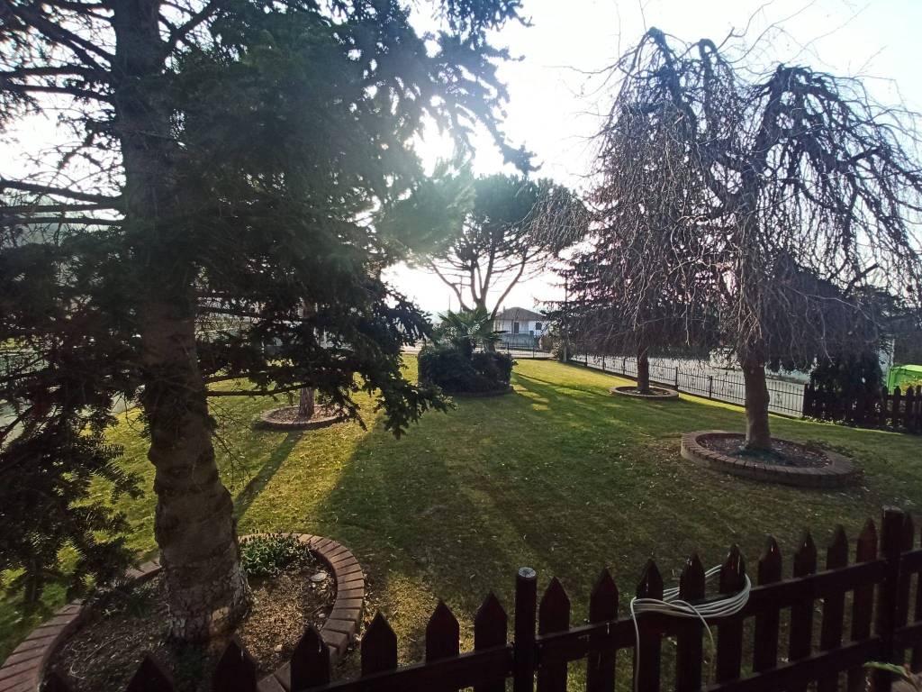 Villa a Bergamasco in Viale Guglielmo Marconi, 37 - Foto 2