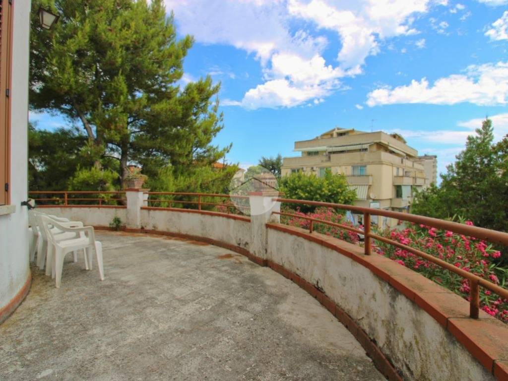 Villa a Roseto degli abruzzi in Via Nazionale, 60 - Foto 5