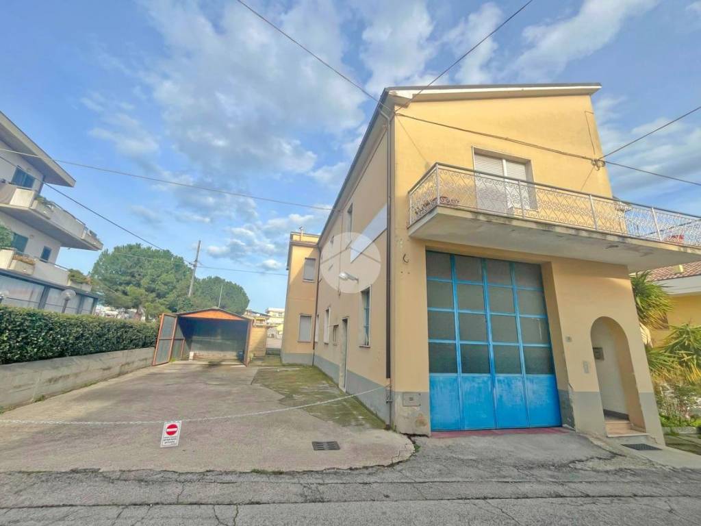 Casa indipendente a Roseto degli abruzzi in Via Masci, 3 - Foto 5