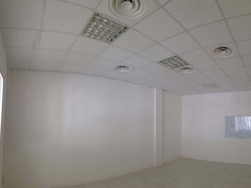 Immobile a Civitanova marche in Via Luigi Einaudi, 168 - Foto 4