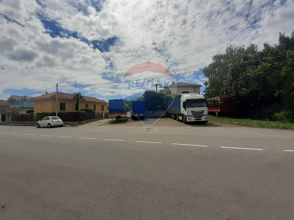 Terreno a Busto arsizio - Foto 2
