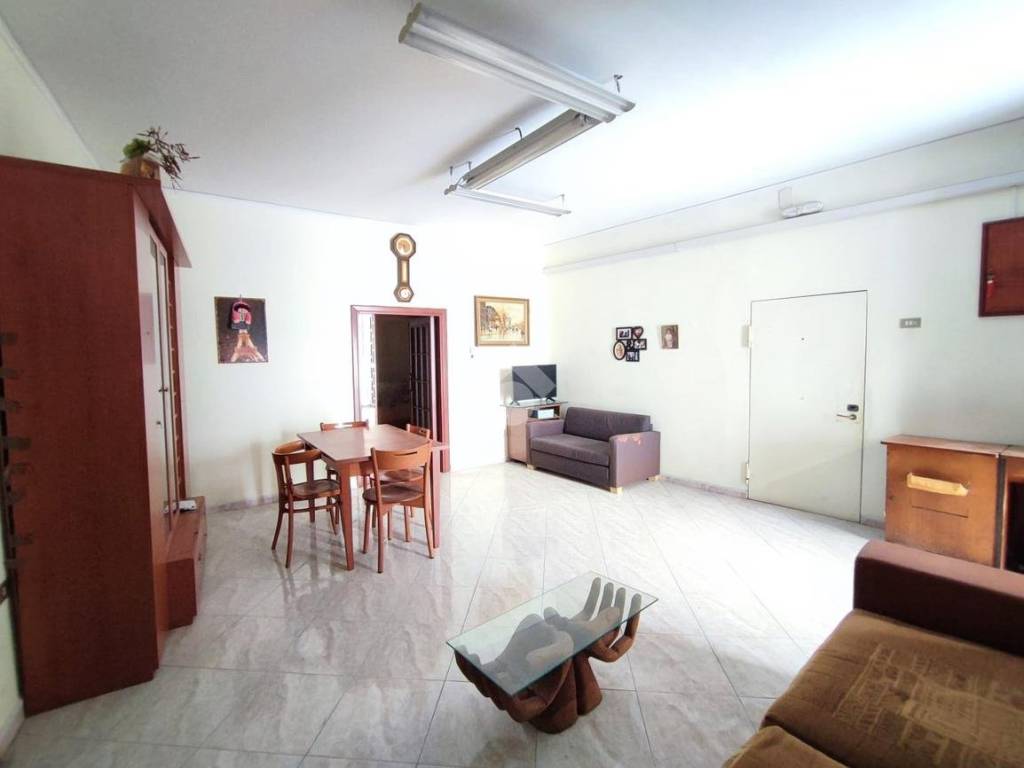 Appartamento a Napoli in VIA SAN BARTOLOMEO - Foto 5