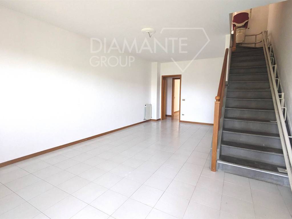Appartamento a Castiglione del lago in Pozzuolo umbr - Foto 2