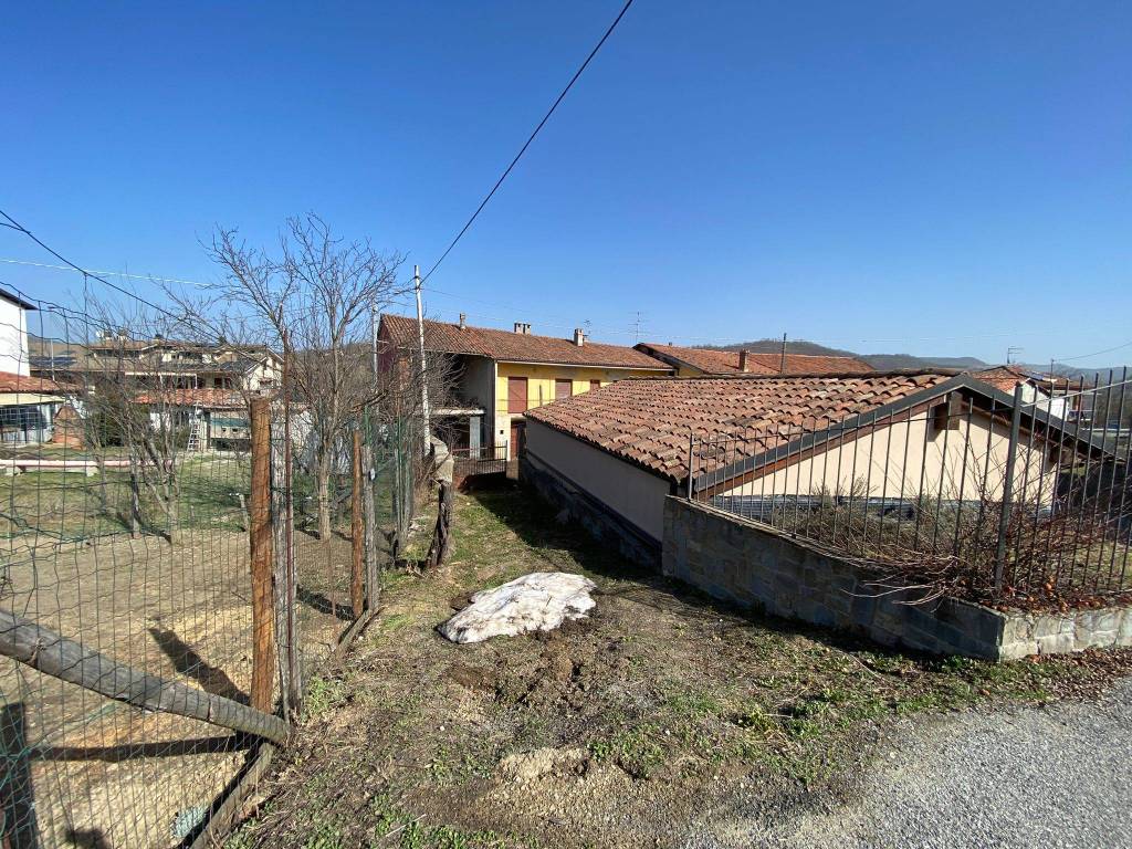 Casa indipendente a Ceva in Via Case Rosse - Foto 2