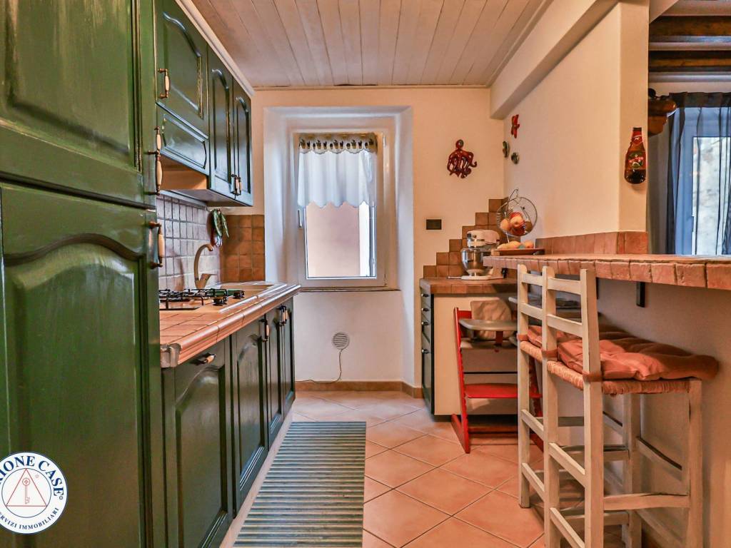 Casa indipendente a Cadegliano-viconago in Via Benedetto Cairoli, 13 - Foto 5