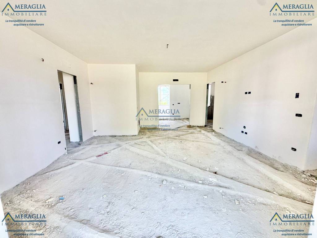 Appartamento a Lusciano in Viale Guglielmo Marconi - Foto 2