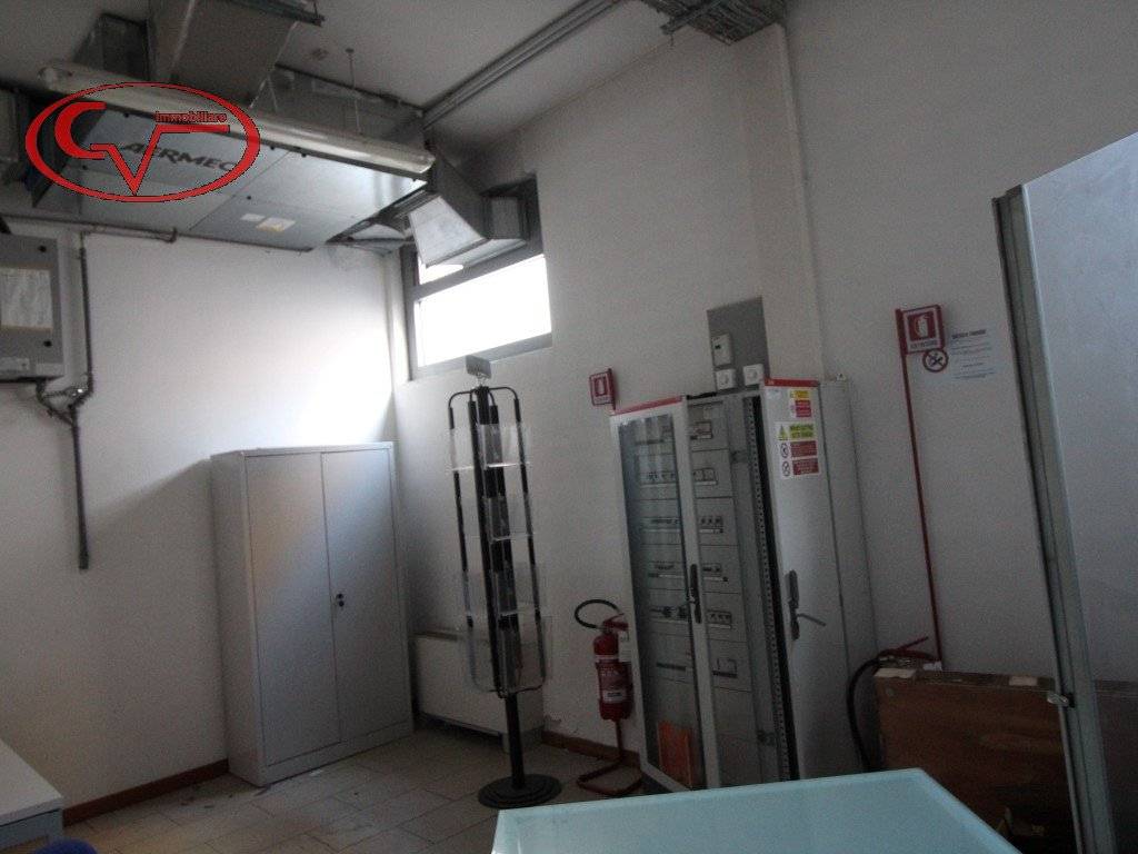 Immobile a Montevarchi in Viale Armando Diaz - Foto 4