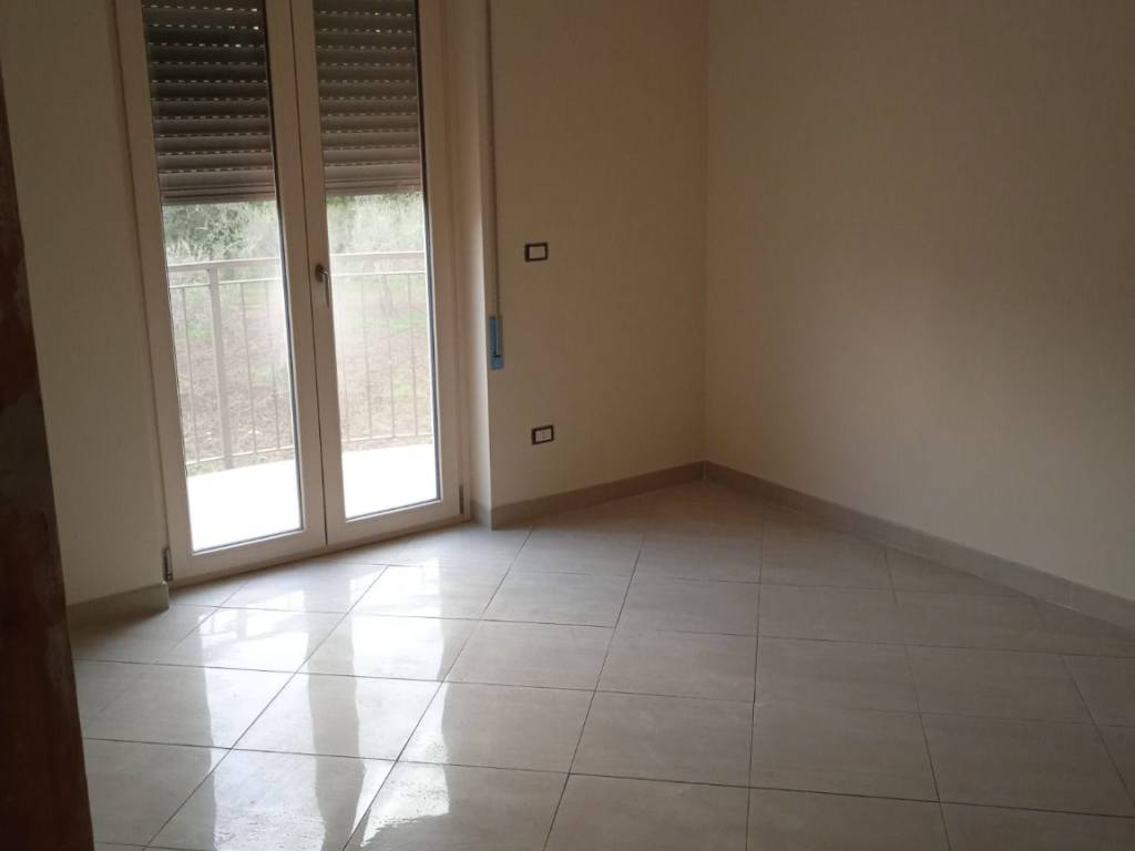 Appartamento a Vibo valentia in Via Cesare Pavese - Foto 5