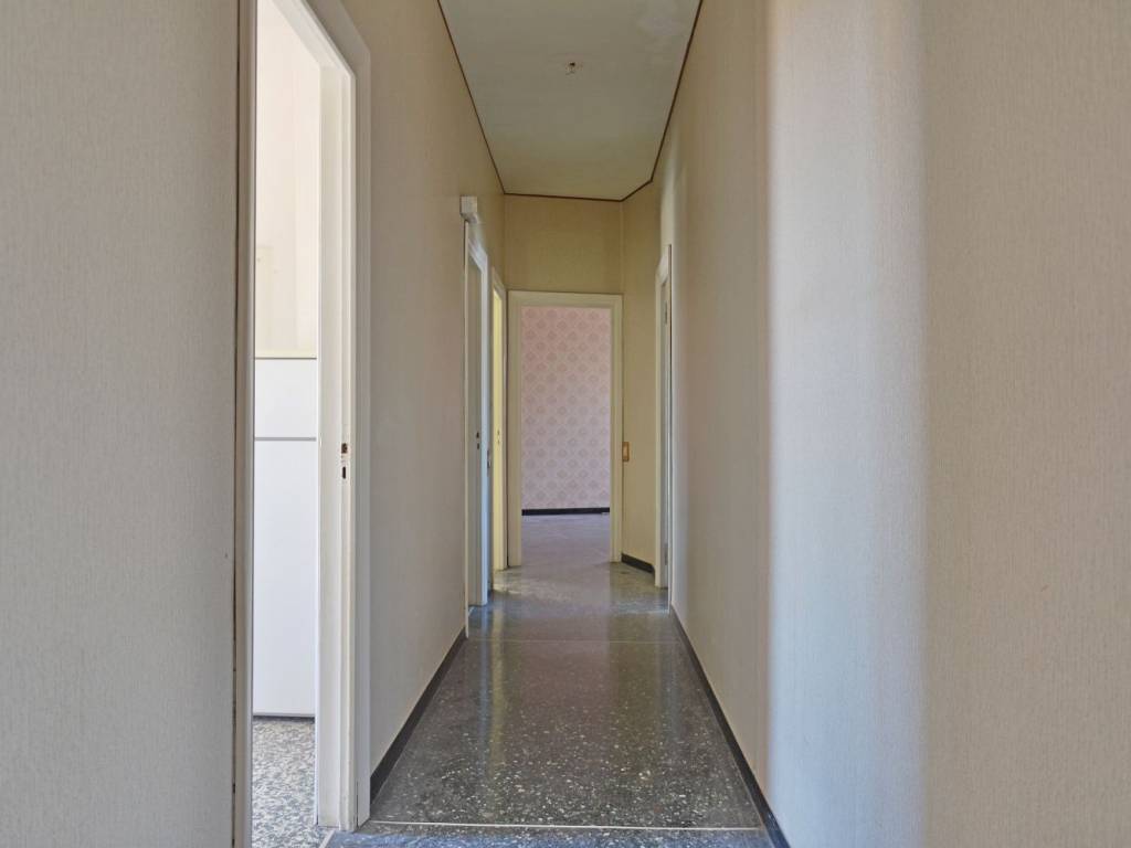 Appartamento a Albissola marina in Piazza Liguria - Foto 5