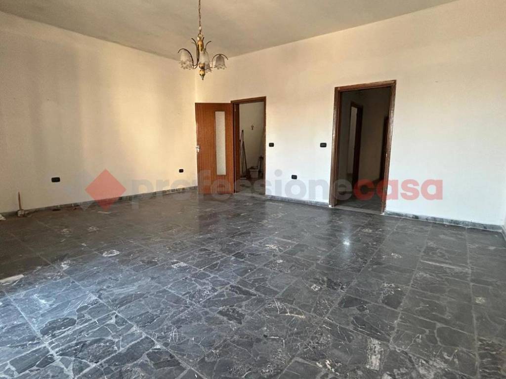 Appartamento a Faggiano in PIAZZA VITTORIO VENETO , 17 - Foto 3