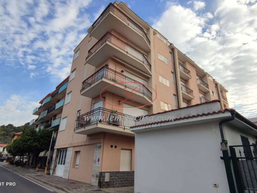 Appartamento a San bartolomeo al mare in Via Moreno, 23 - Foto 3