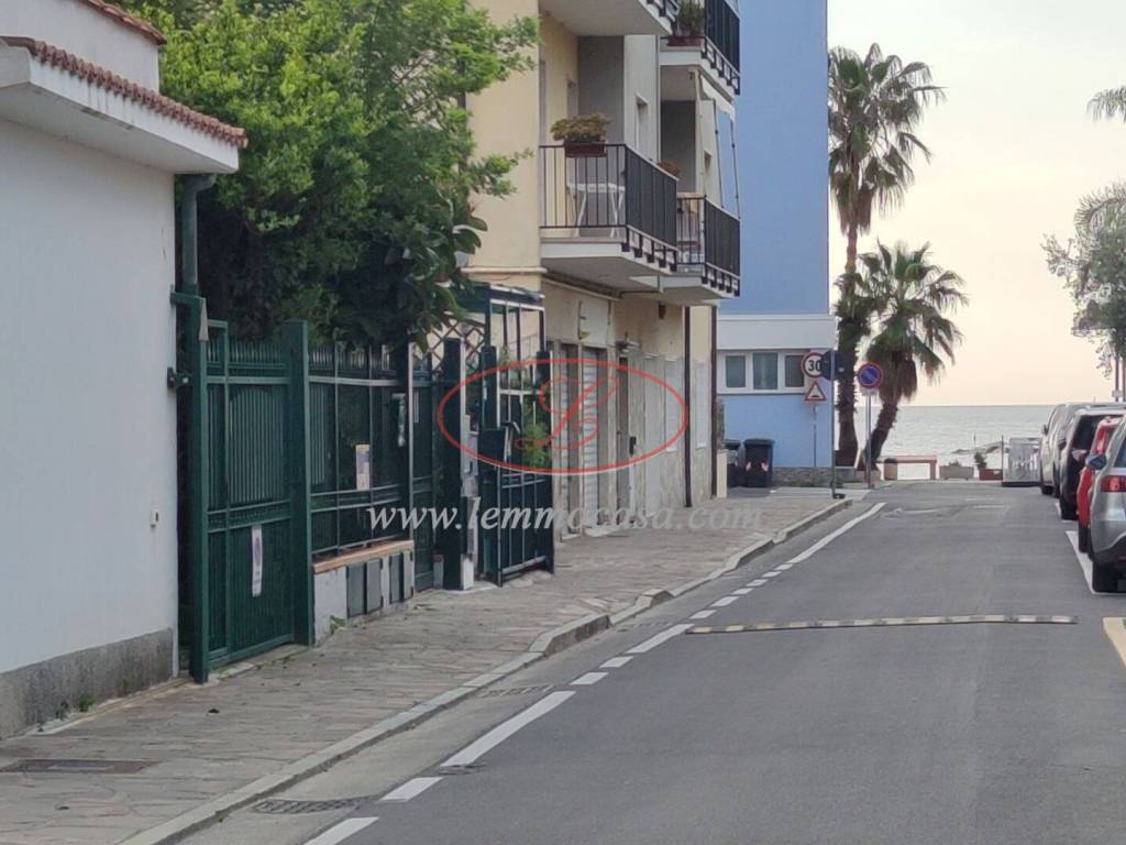 Appartamento a San bartolomeo al mare in Via Moreno, 23 - Foto 4
