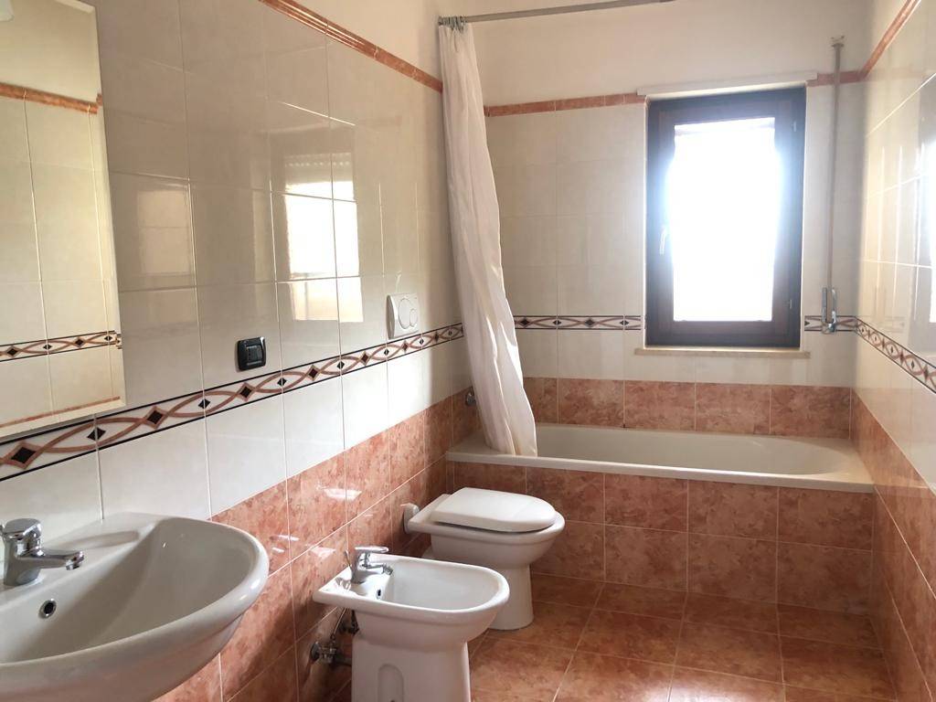 Appartamento a Crotone in Via Pio La Torre - Foto 4