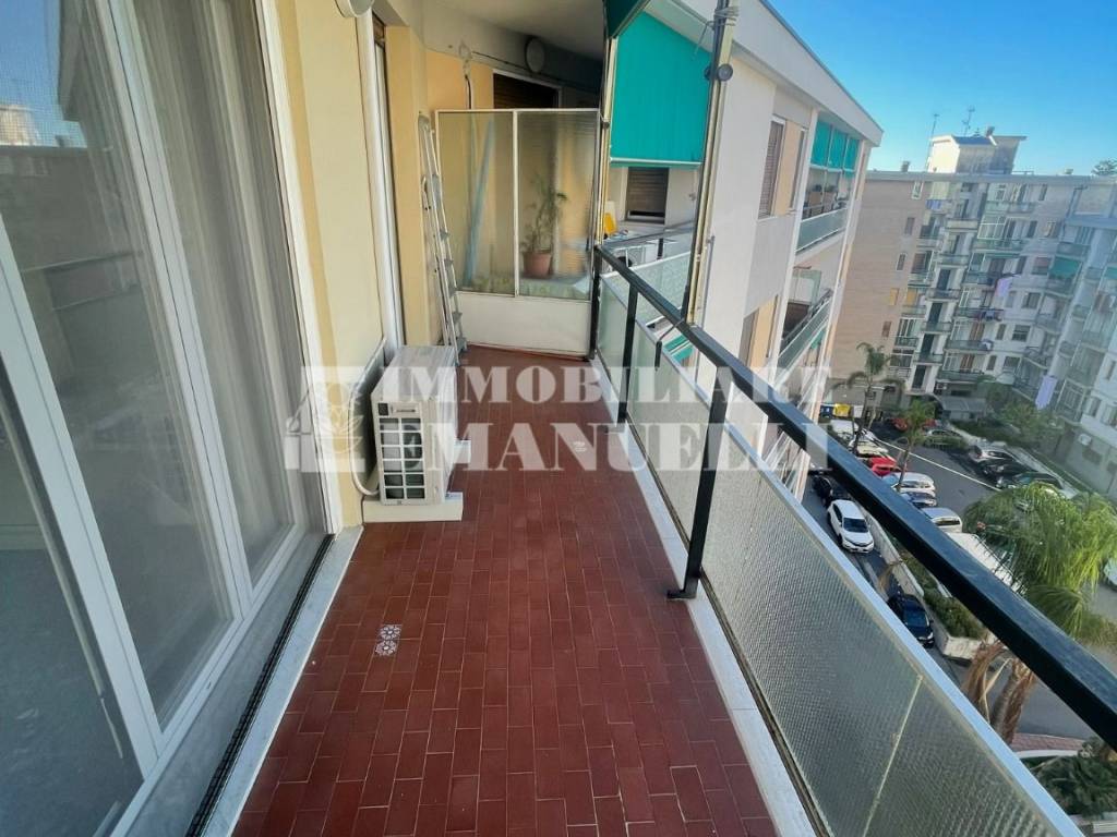 Appartamento a Taggia in Via della Cornice - Foto 4