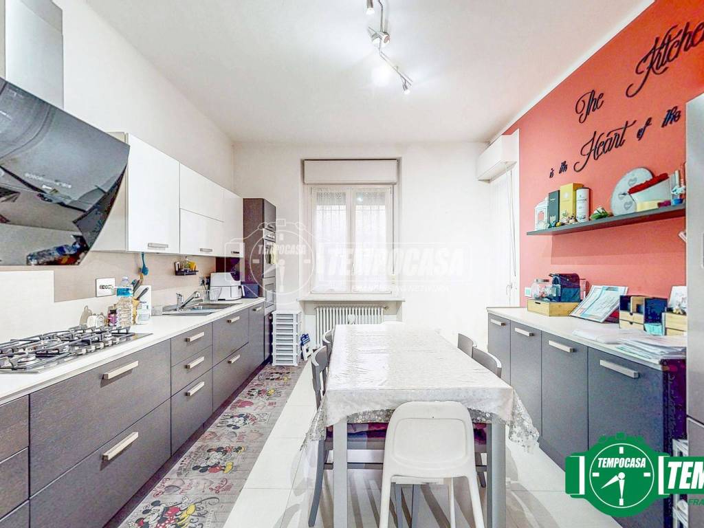 Appartamento a Alessandria in Via Pietro Abbà Cornaglia, 12 - Foto 2