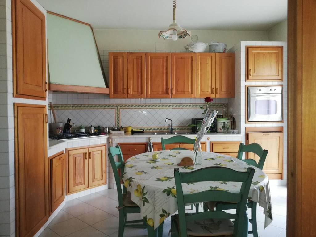 Appartamento a Amorosi in Via Volturno - Foto 2